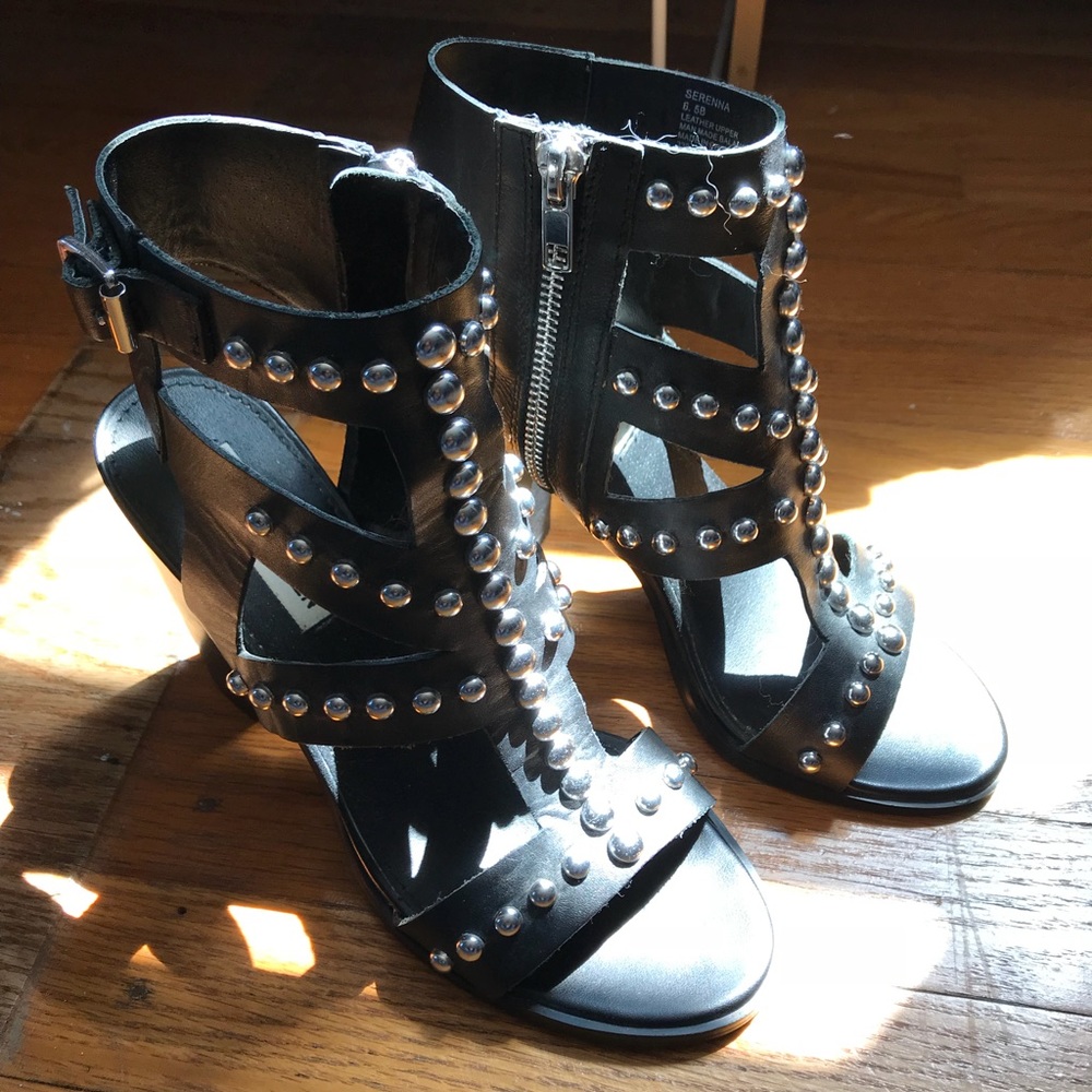 Steve Madden Black stud heels size 6.5